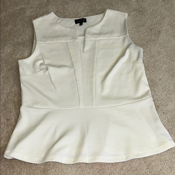 The Limited Tops - The Limited White Sleeveless Top MEDIUM